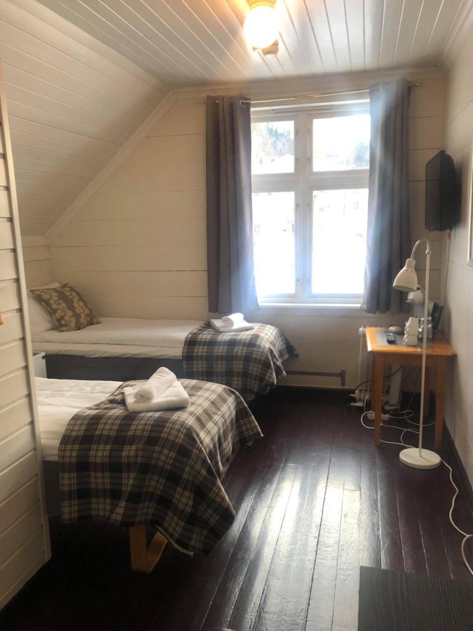 Stryn Kaffebar & Vertshus 外观 照片