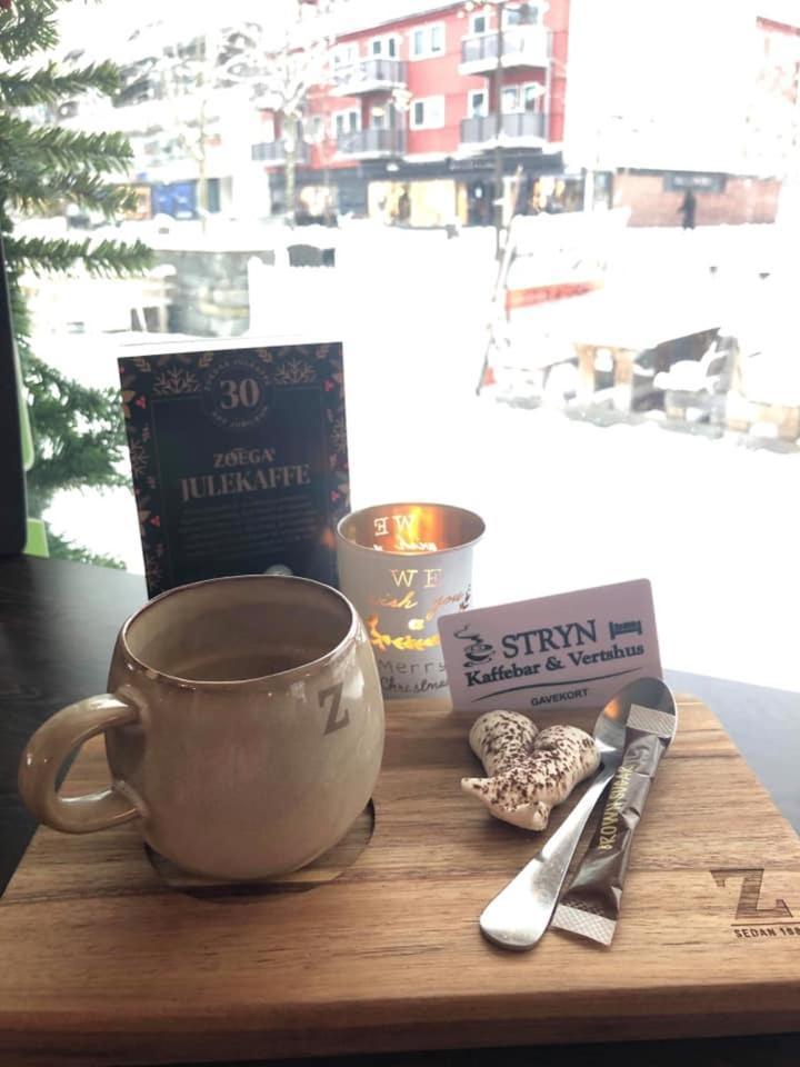 Stryn Kaffebar & Vertshus 外观 照片